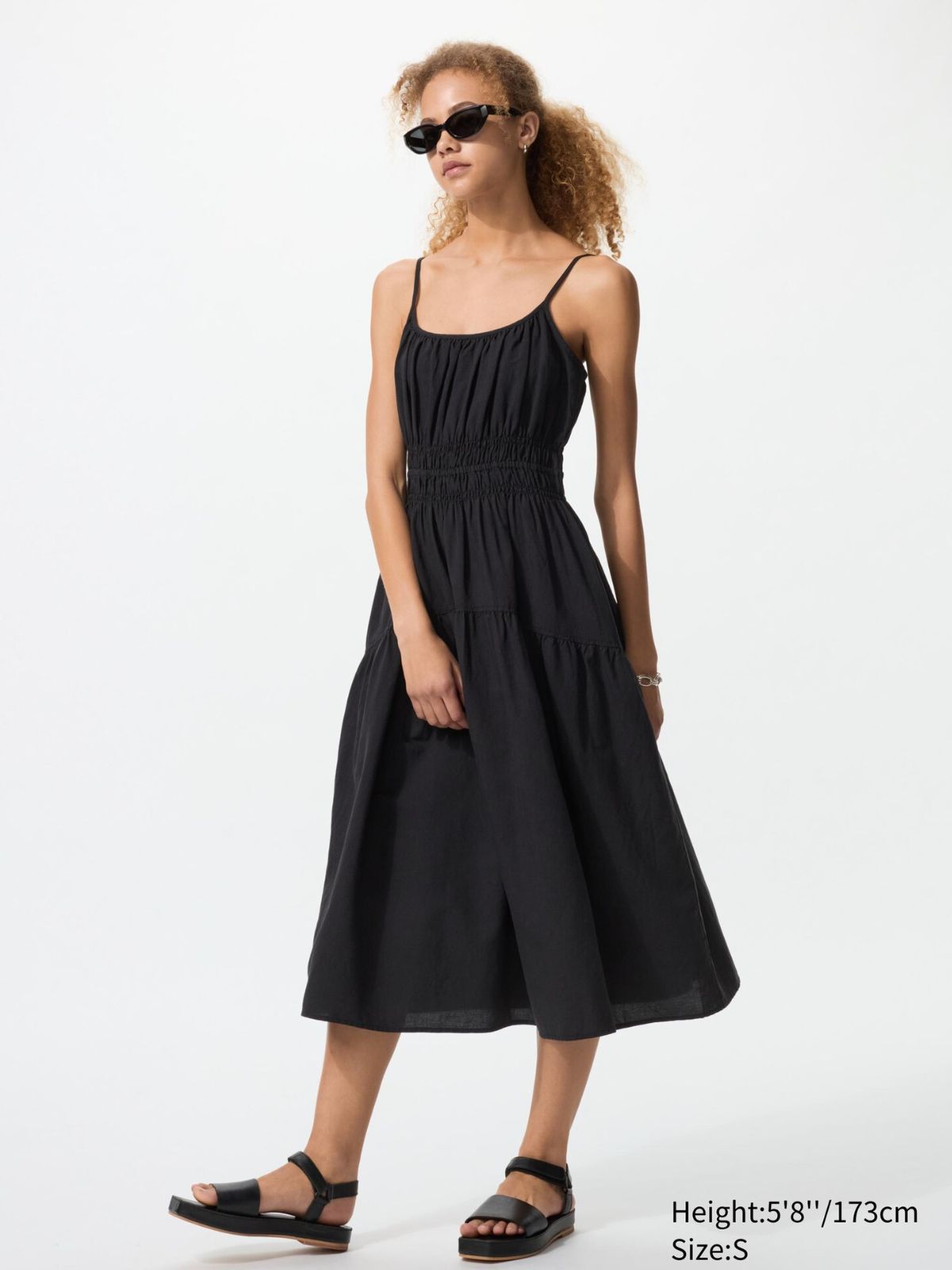 Uniqlo Dress (2) Uniqlo Dress