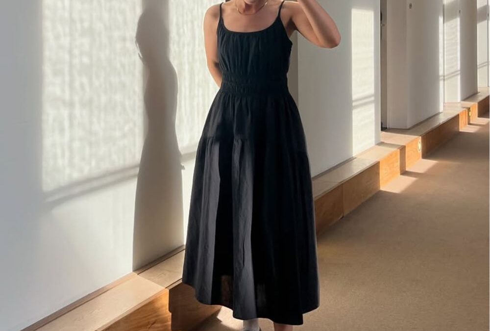 This Is The Uniqlo Dress You’ll Be Seeing In Every European City This Summer