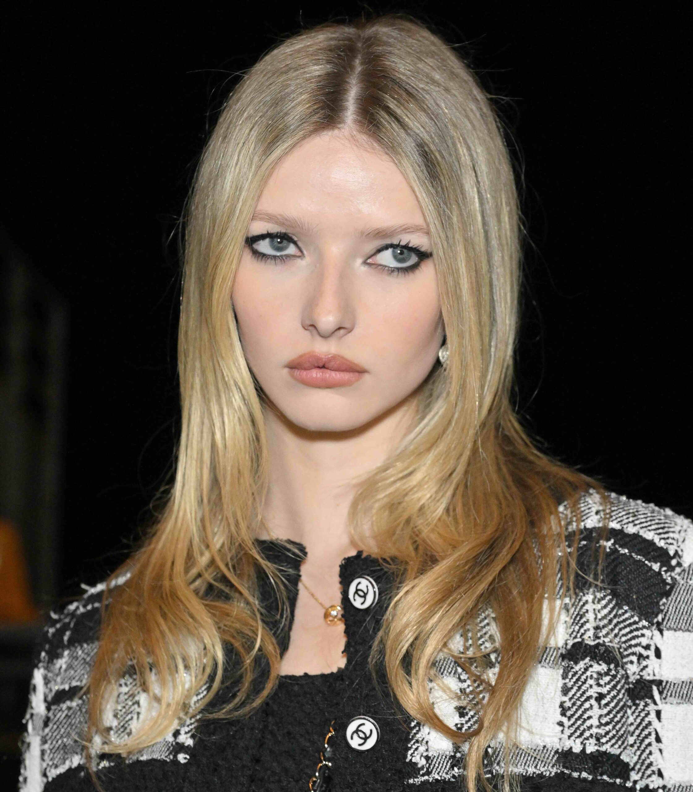 Chanel : Photocall - Paris Fashion Week - Haute Couture Spring Summer 2023 Apple Martin